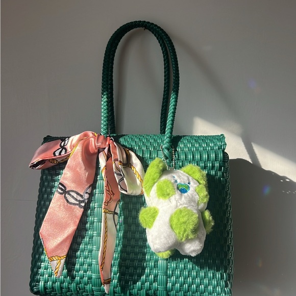 Artisan Upcycled Plastic Purse Hand Bag Tote Super Cute Recycled Plastic - Picture 10 of 13